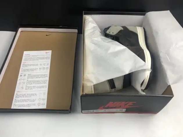 1 -033 LIGHT AIR 555088 JORDAN HIGH ARMY 0617